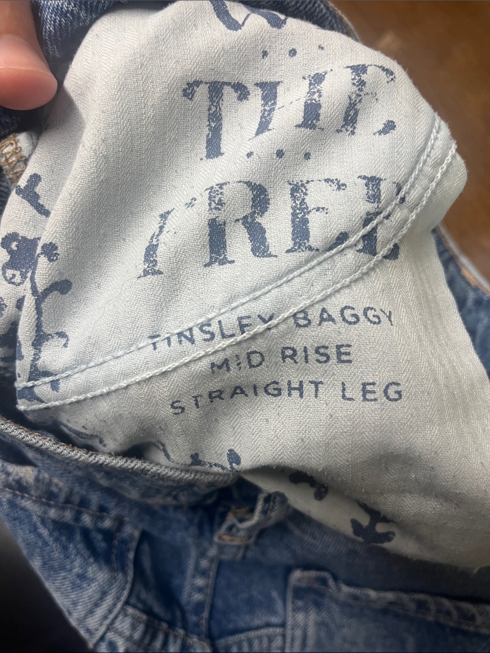We The Free Medium Wash Blue Tinsley Baggy Mid Rise Straight Leg Jeans- 26 - Picture 7 of 7